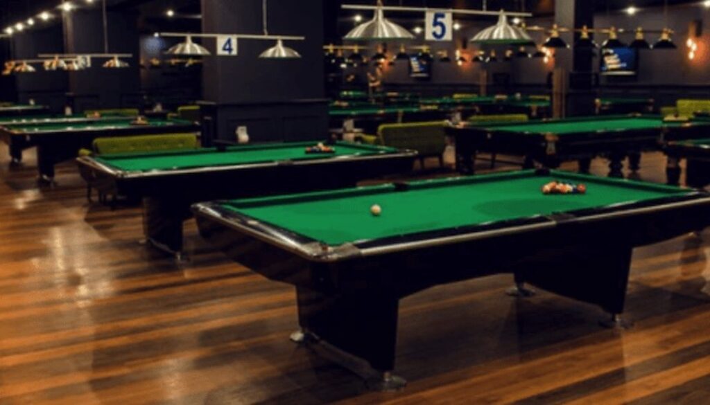 pool tables with levelers